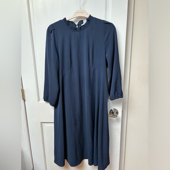 H&M Navy blue chiffon material midi dress. - Picture 2 of 8